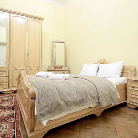 Pro Apartments 12213 Львов Экстерьер фото